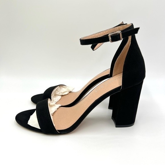 Madden Girl 7.5 Black Ankle Strap Vegan Suede Chunky Block Beella Heels Sandals - Picture 6 of 12